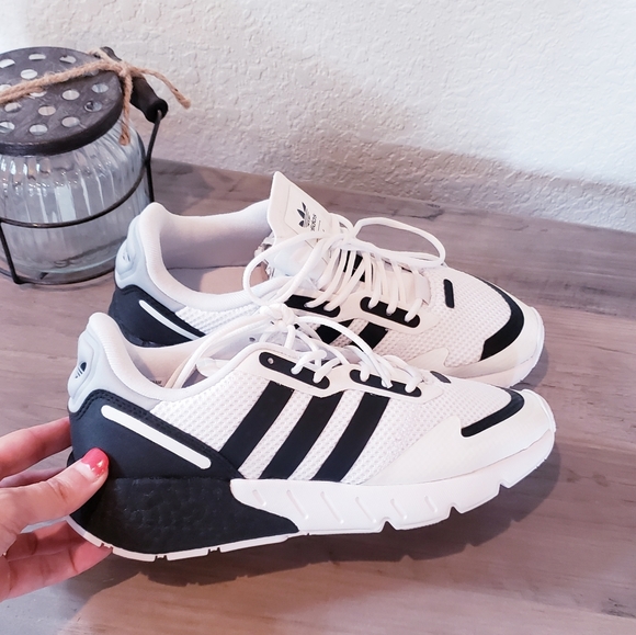 Adidas ZX 1K Boost Sneakers NEW - Picture 10 of 10